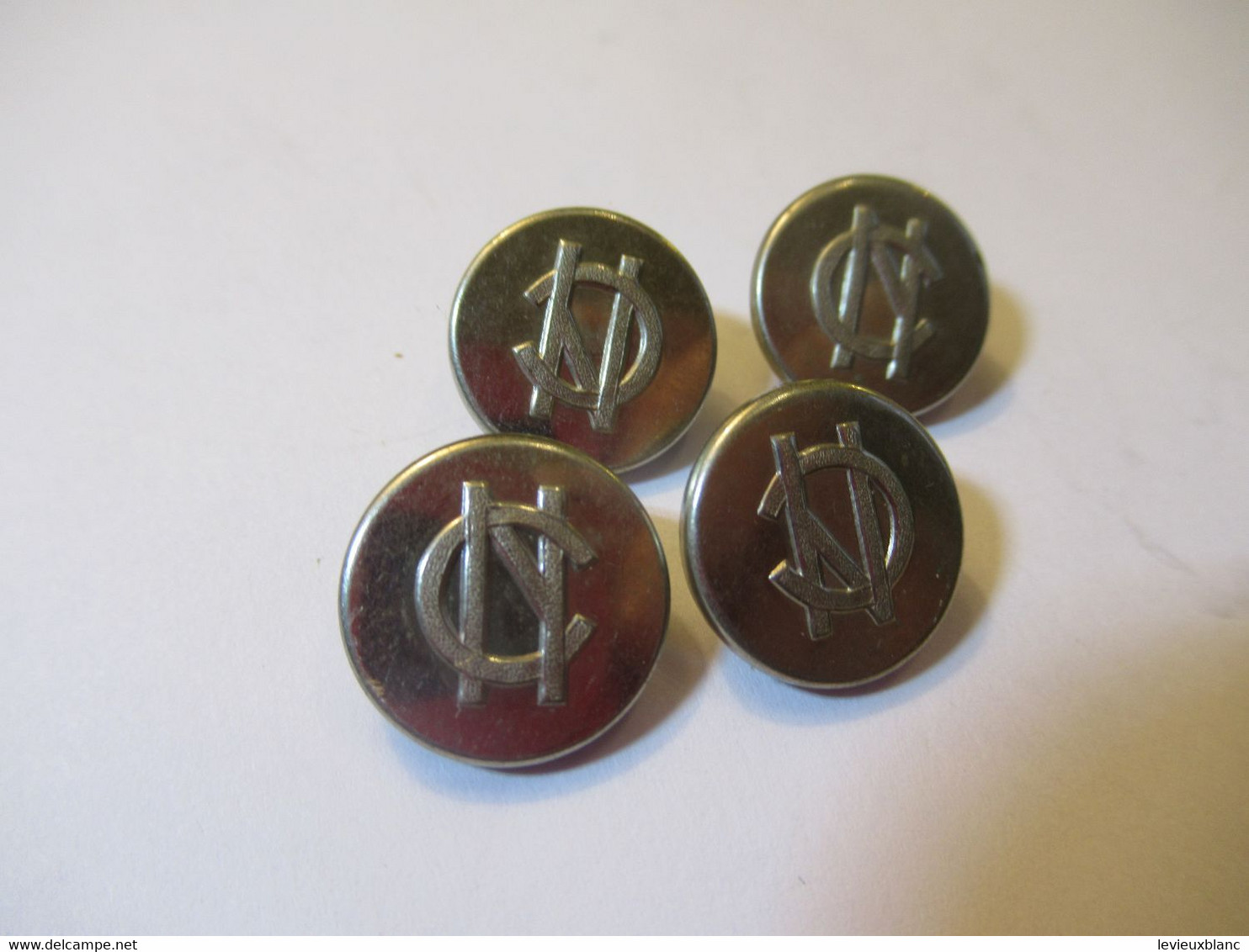 4 Boutons D'uniforme/Banque/C N /Crédit Du Nord  ? /Fabricant ?/ 1,6 Cm /Vers 1960      BOUT227 - Buttons
