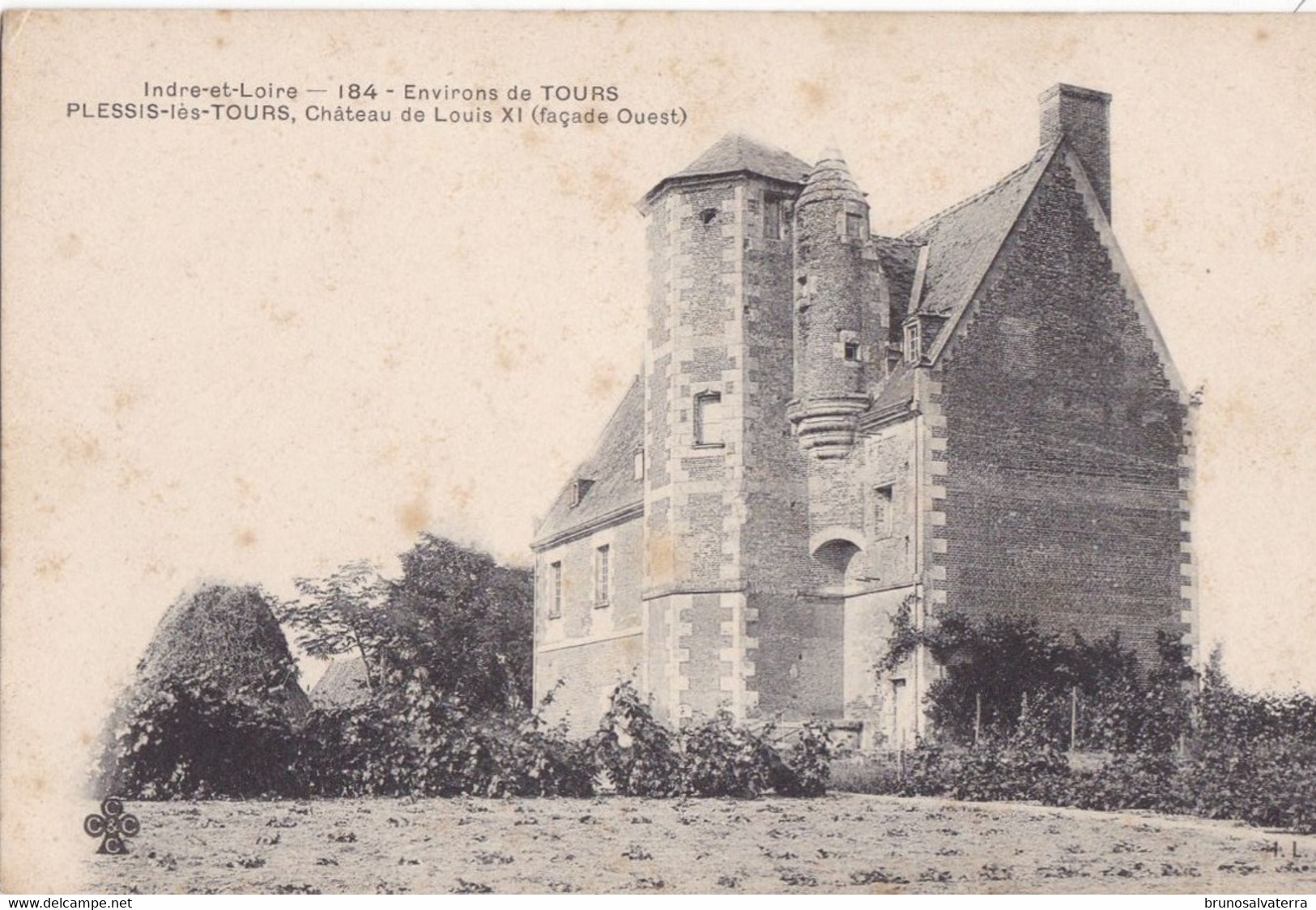 PLESSIS LES TOURS - Château De Louis XI - La Riche