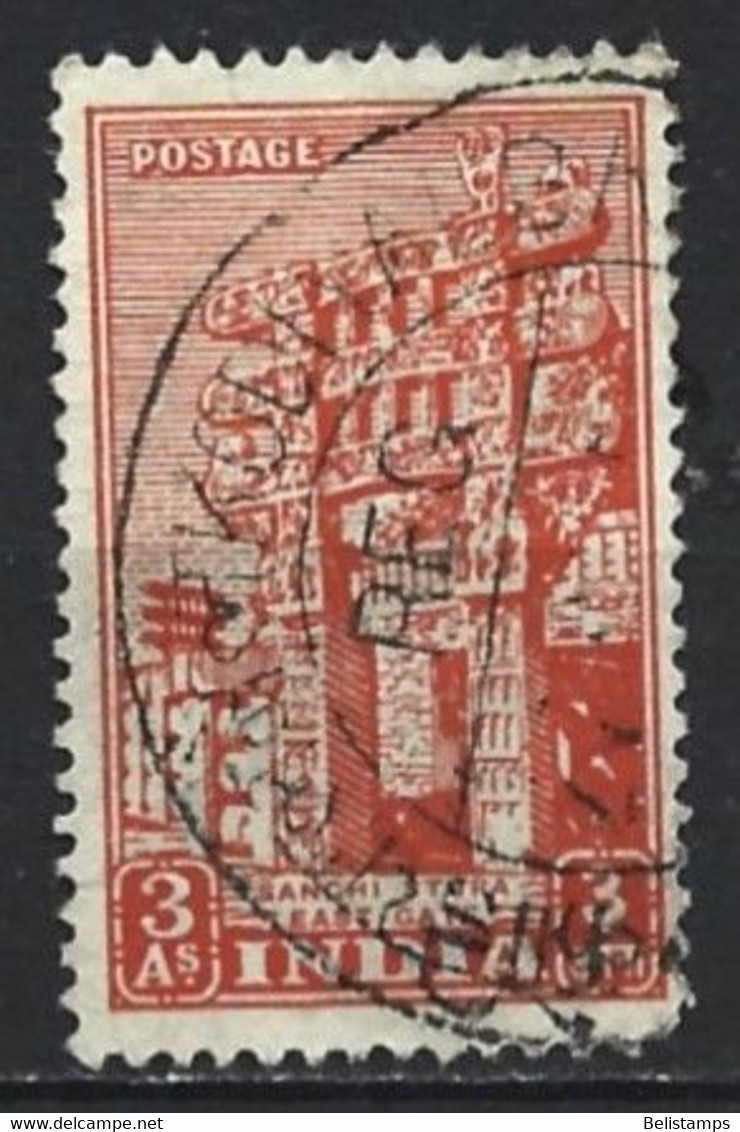 India 1949. Scott #212 (U) Sanchi Stupa - Usados