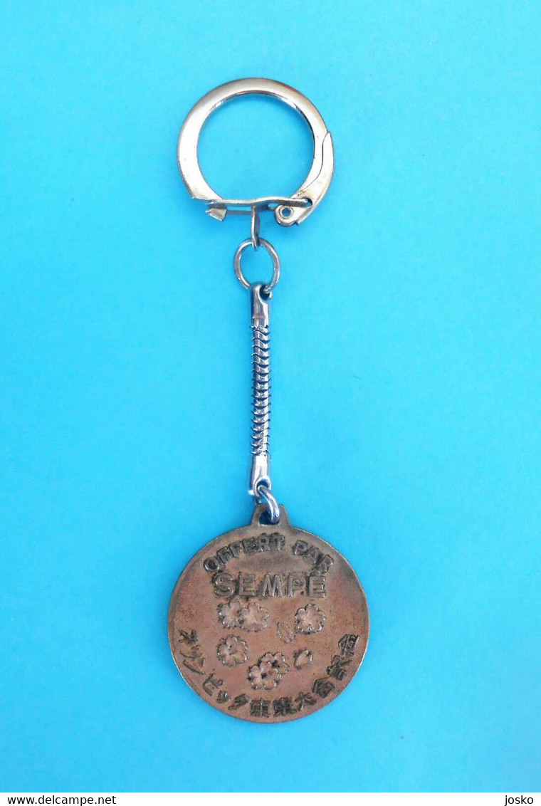 OLYMPIC GAMES TOKYO 1964 - Vintage Keychain * Jeux Olympiques Olympia Olympiade Olimpiadi Juegos Olímpicos Japan - Apparel, Souvenirs & Other