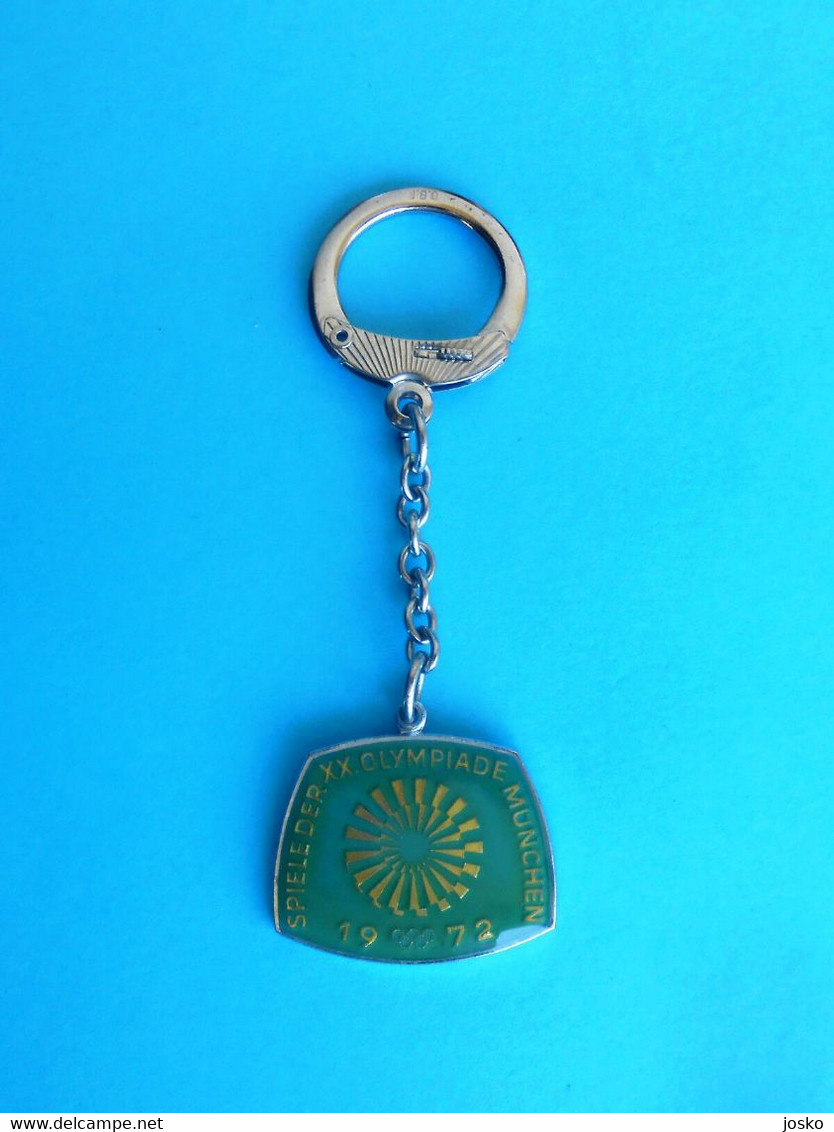 OLYMPIC GAMES MUNICH 1972 - Vintage Keychain * Jeux Olympiques Olympia Olympiade Munchen '72. Germany Deutschland - Bekleidung, Souvenirs Und Sonstige