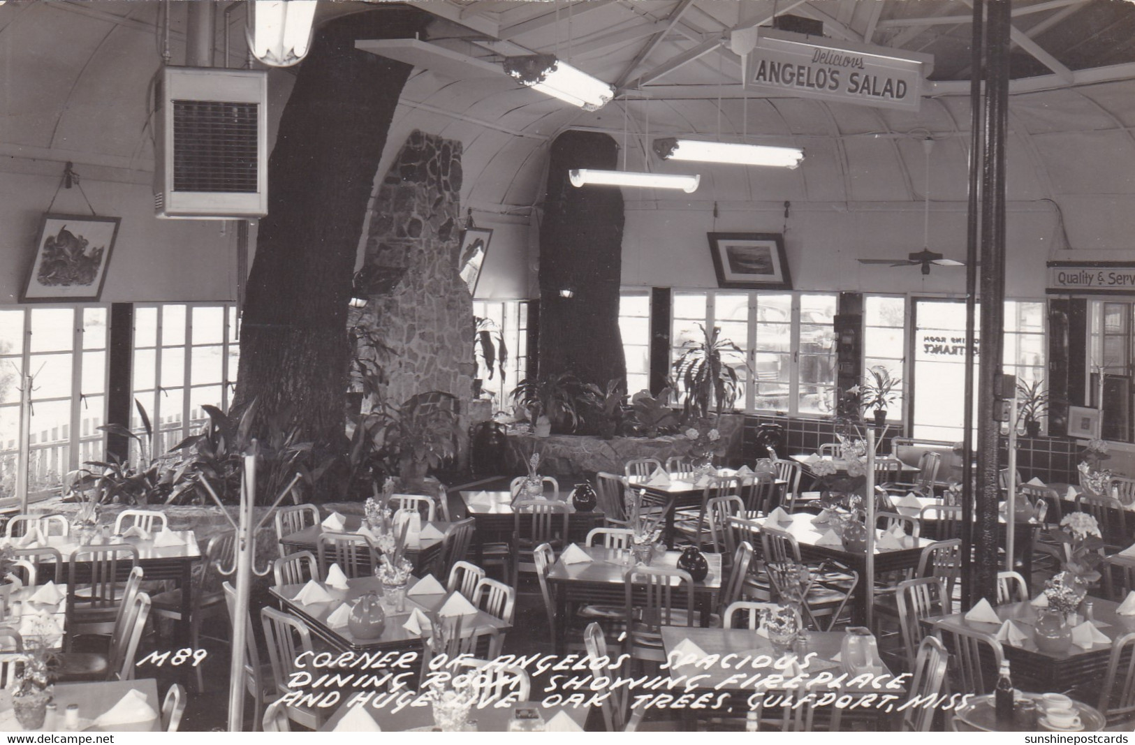 Mississippi Gulfport Angelo's Restaurant Corner Of Dining Room 1949 Real Photo - Otros & Sin Clasificación