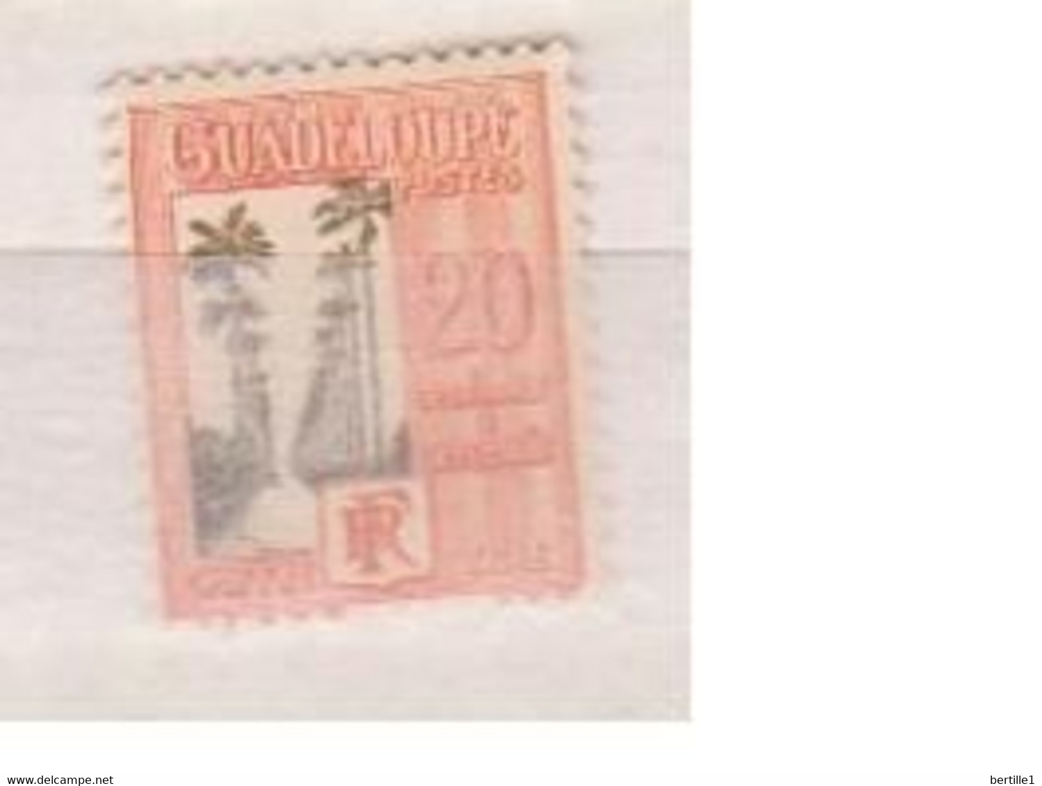 GUADELOUPE         N°  YVERT   TAXE  30 NEUF AVEC CHARNIERES      ( CHARN  01 / 28  ) - Timbres-taxe