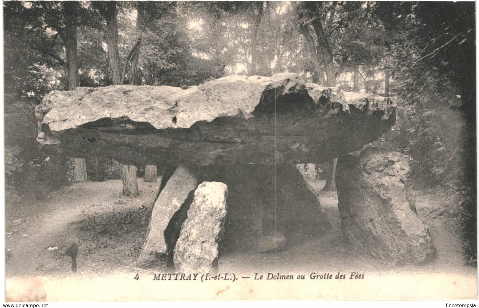 CPA Carte Postale France Mettray  Dolmen Ou Grotte Des Fées 1916  VM61276 - Mettray