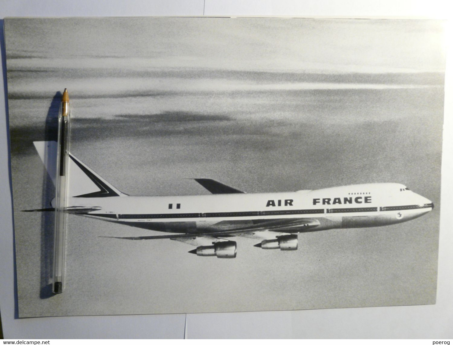 8 PHOTOS AVIONS AIR FRANCE DANS LEUR ENVELOPPE - SERVICE INFORMATION 1974 - CONCORDE BOEING 747 AIRBUS A300 CARAVELLE