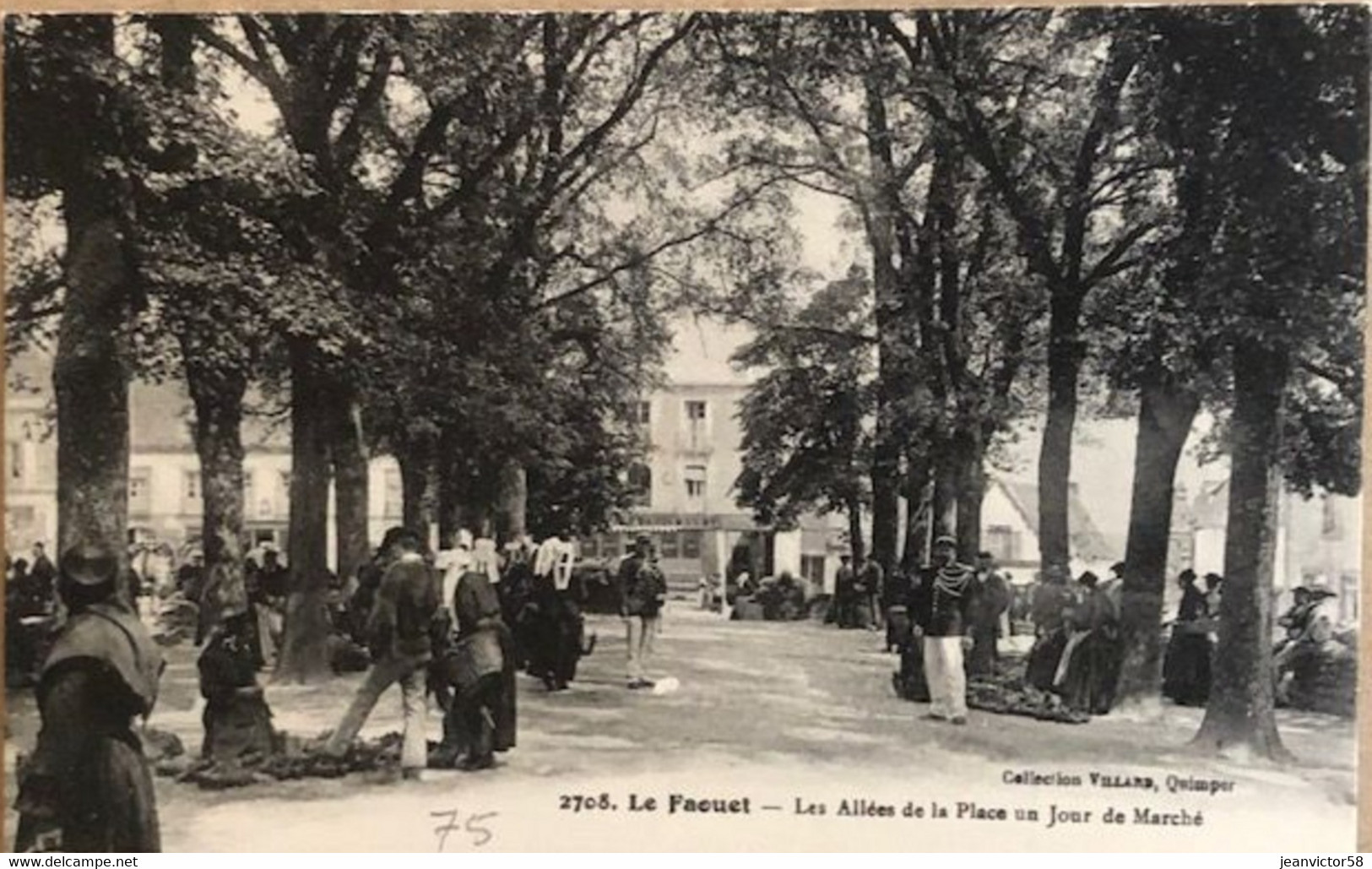 2708 Le Faouet Les Allées De La Place - Le Faouet