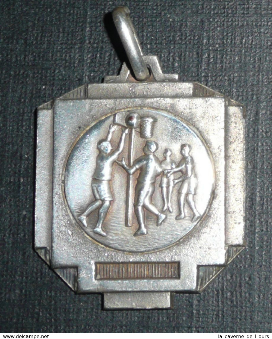 Rare Ancienne Médaille En Métal Argenté Art Déco Basketball Basket Ball - Andere & Zonder Classificatie