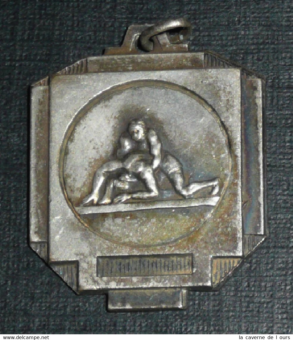 Rare Ancienne Médaille En Métal Argenté Art Déco Lutte Gréco-romaine - Other & Unclassified