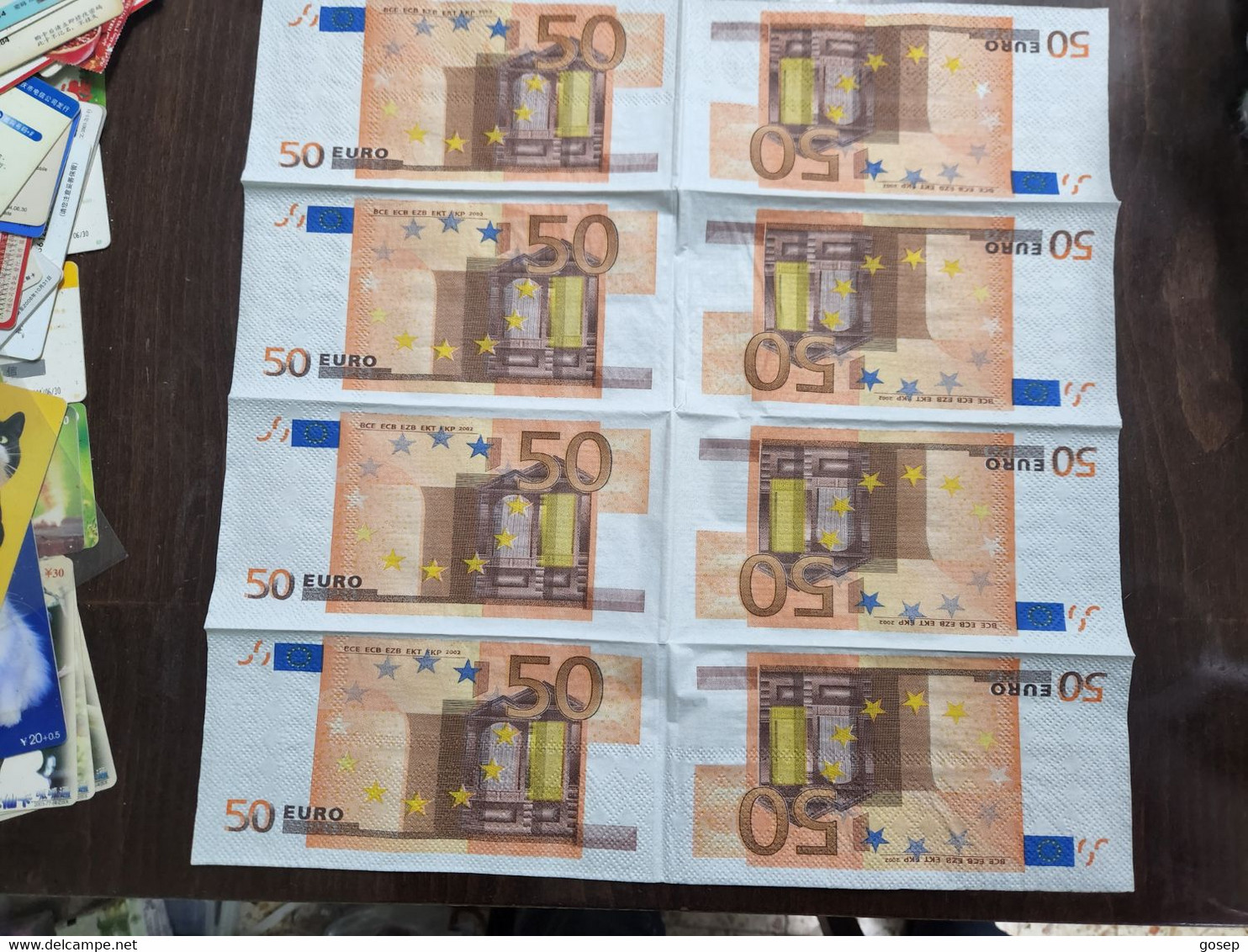 GREECE-Paper Napkin With €50 Print -in Each Napkin 8 Euro Bills-(1)-for Collectionס-U.N.C - 50 Euro