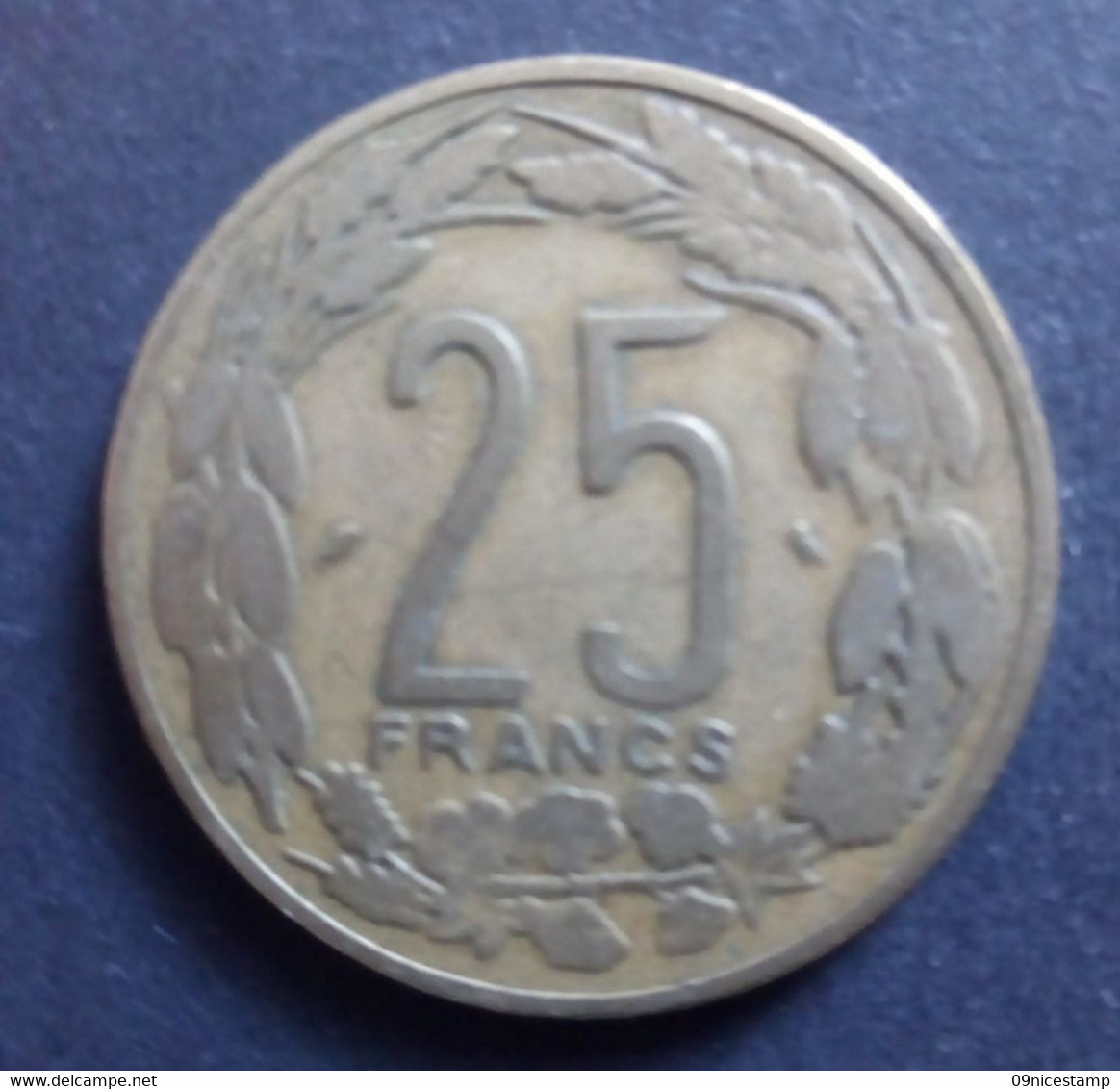 Cameroun, Year 1970, Used, Old 25 Franc - Kameroen