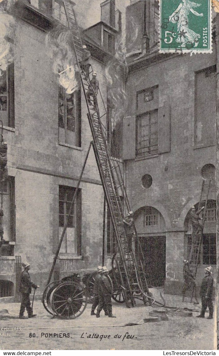 CPA Thèmes - Métiers - L'attaque Du Feu - Pompiers - Oblitérée - Echelle - Fumée - Animée - Sapeurs-Pompiers