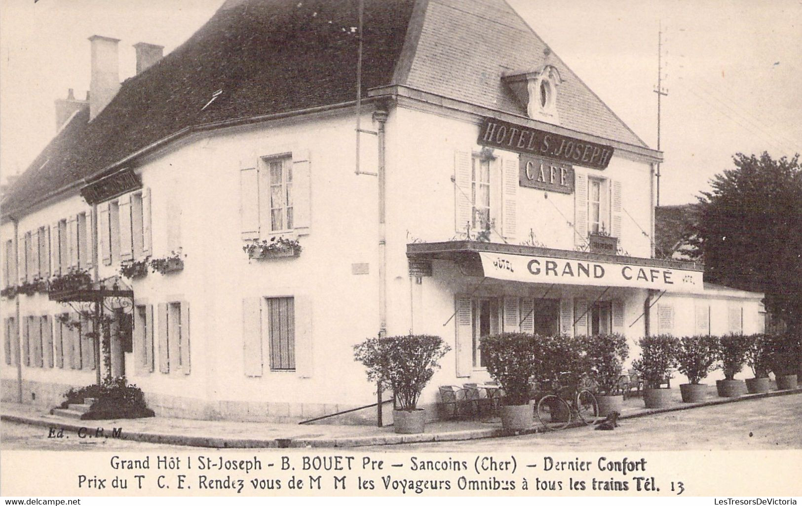 CPA - FRANCE - 18 - SANCOINS - Grand Hôtel Saint JOSEPH - Sancoins