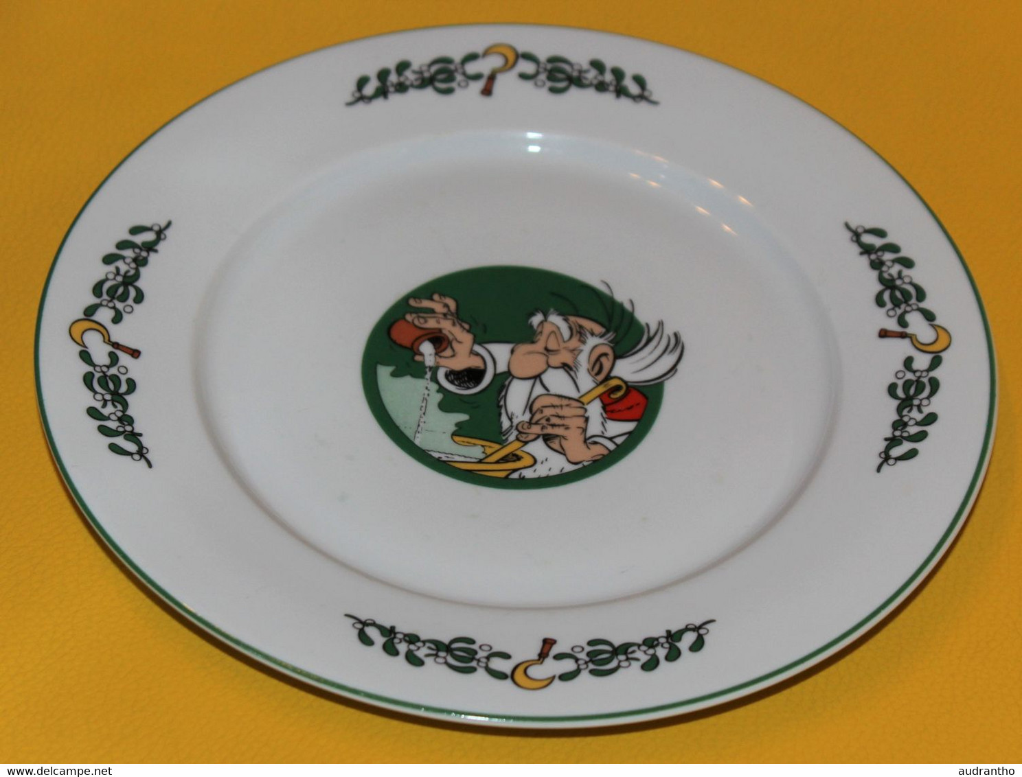 Assiette Porcelaine ASTERIX - Tables Et Couleurs - GOSCINNY UDERZO 1994 - Panoramix - Dishes