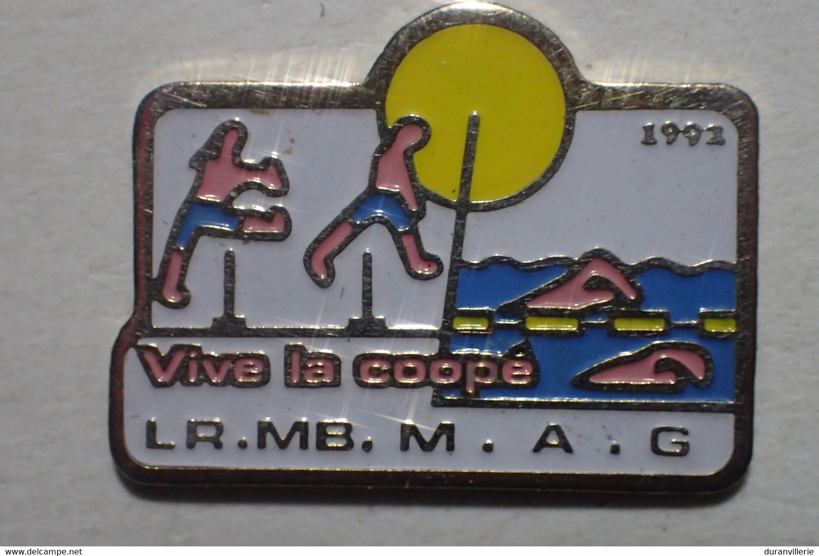 Pin's: SPORTS / VIVE LA COOPE NATATION COURSE DE HAIES LR MB MAG - Schwimmen