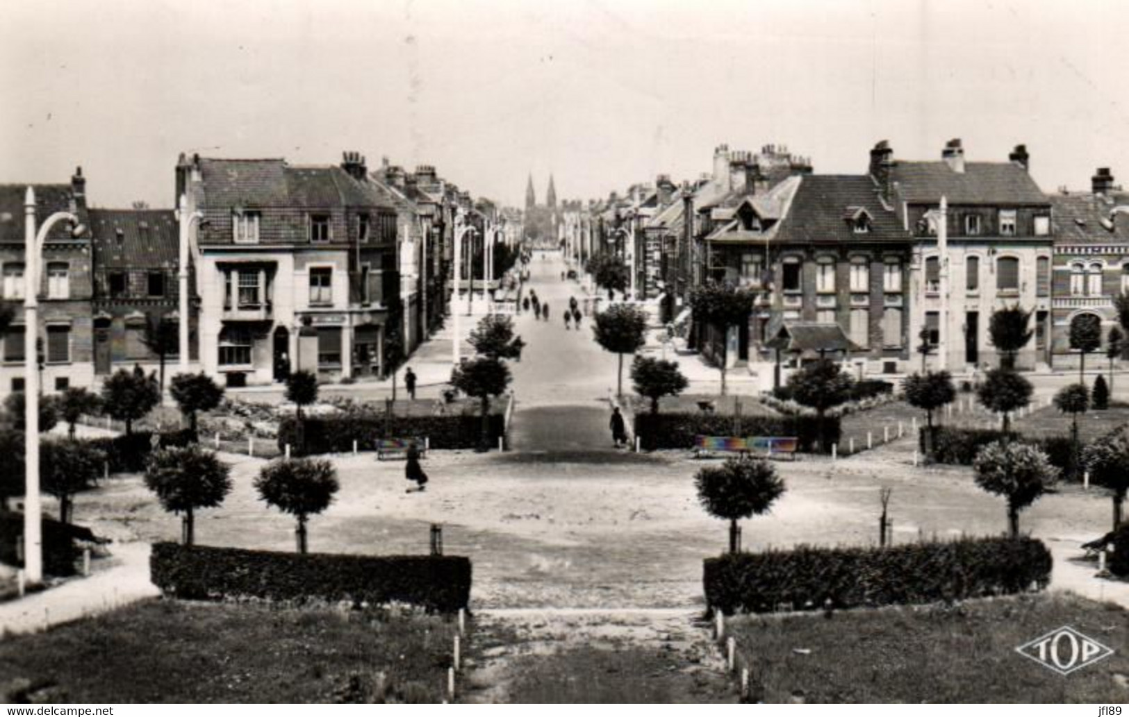 France > [59] Nord > Coudekerque Branche - Place De La République Et Bd Jean Jaurès - 8156 - Coudekerque Branche