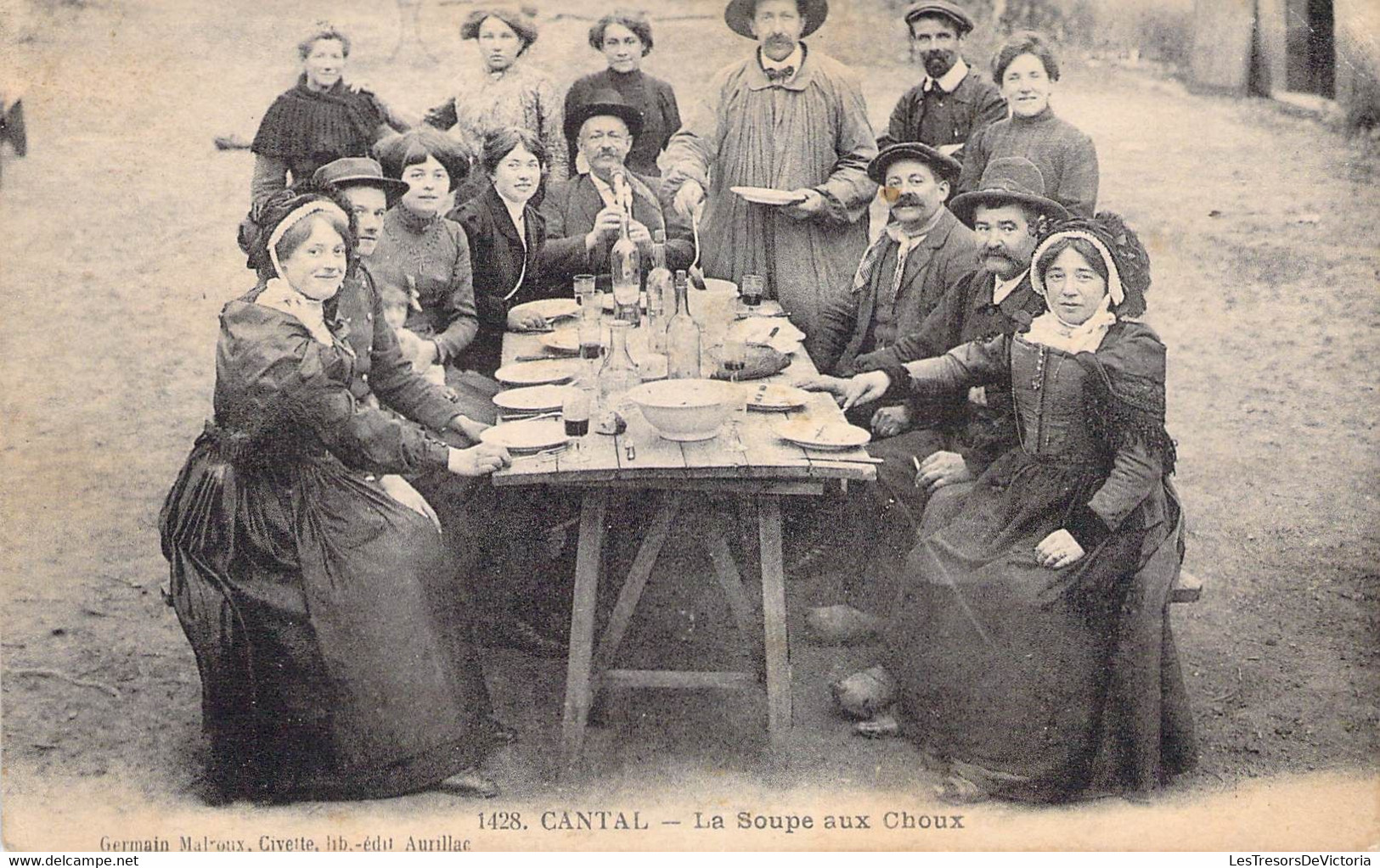 CPA Thèmes - Folklore - Cantal - La Soupe Au Choux - Germain Malroux Givette Lib. Edit. - Impr. A. Thiriat - Animée - Autres & Non Classés