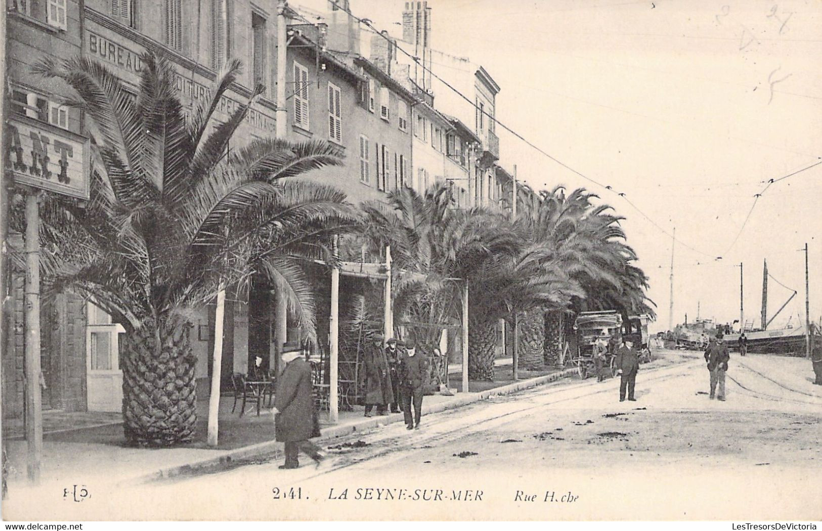 CPA - FRANCE - LA SEYNE - Rue Hoche - Animée - La Seyne-sur-Mer