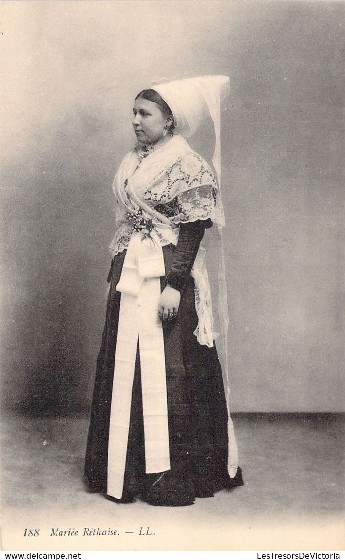CPA - FOLKLORE - Costumes - Mariée Réthaise - LL - Costumi