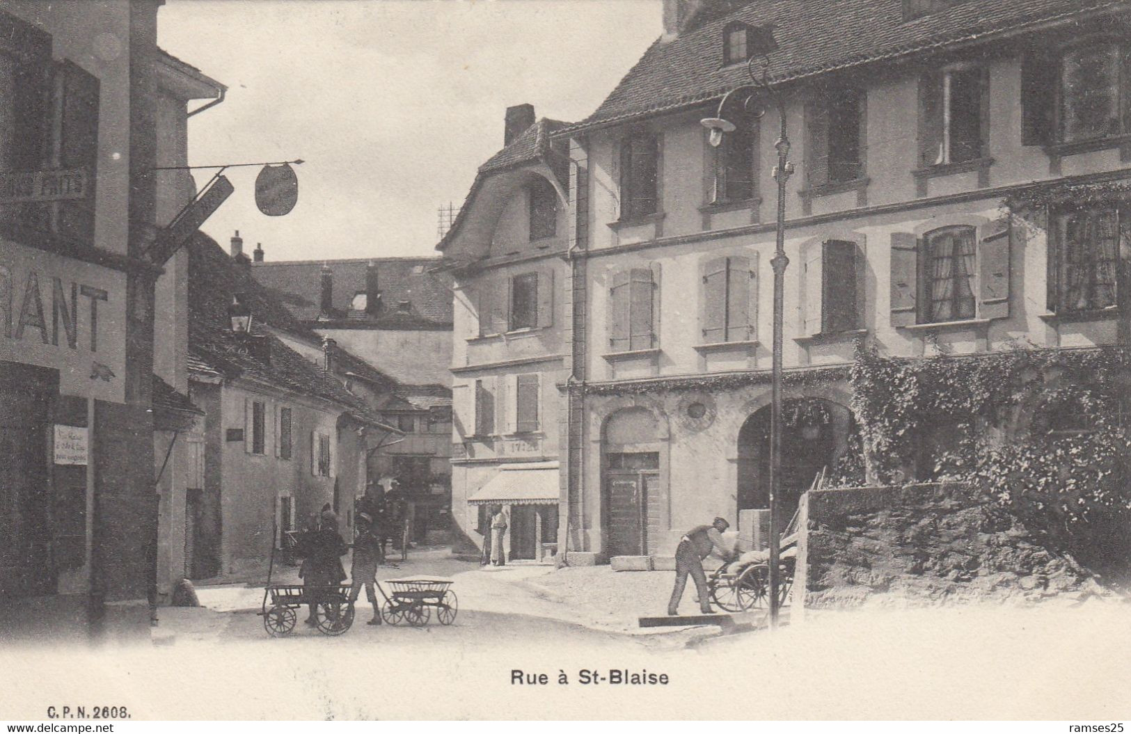 ( 234 )   CPA  Saint Blaise  Une Rue   (Bon état) - Saint-Blaise