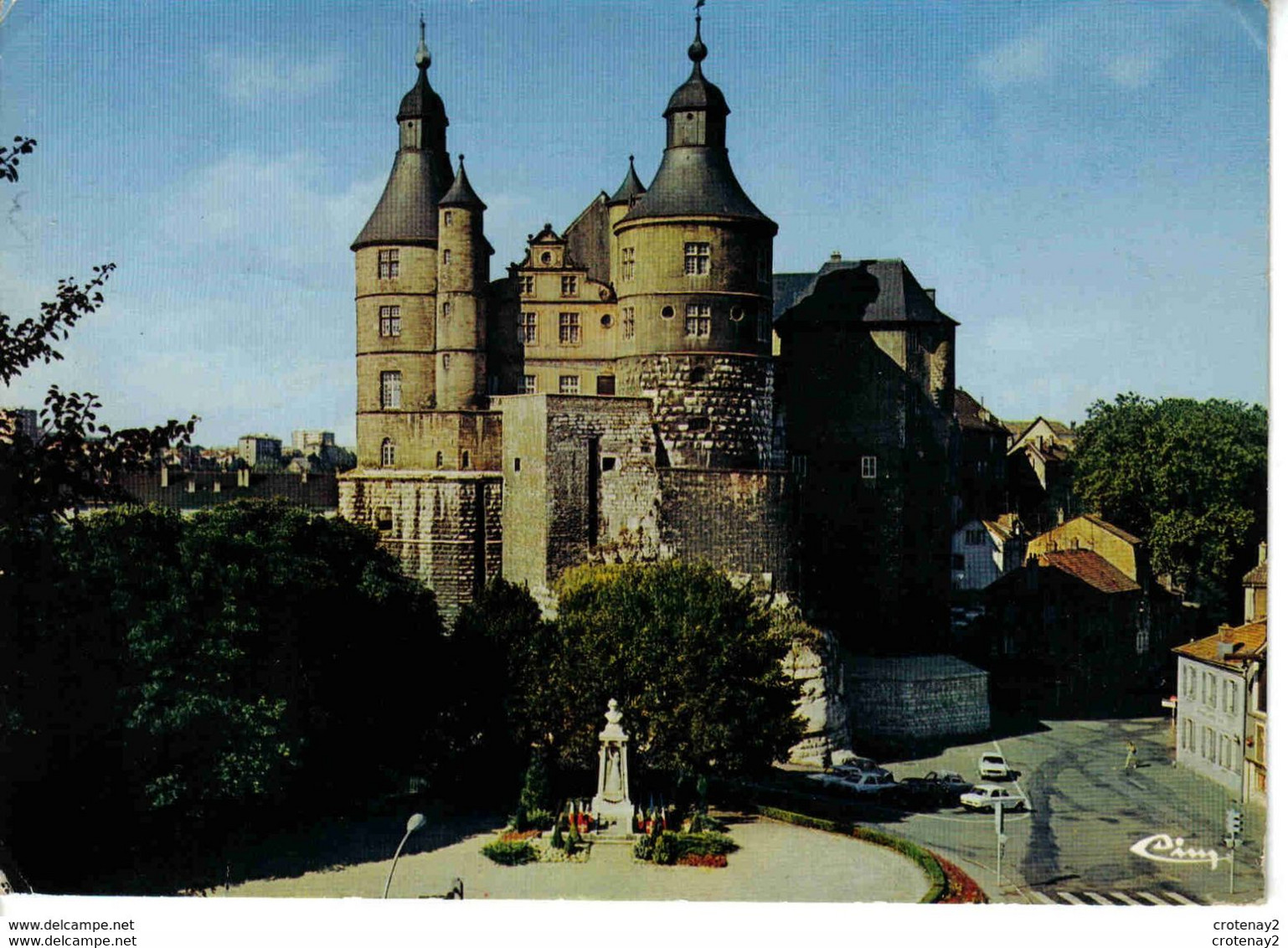 25 MONTBELIARD Ancien Château Des Comtes Monument Voitures Peugeot 204 404 - Montbéliard