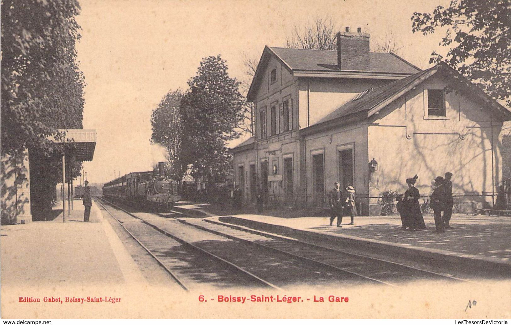 CPA Thèmes - Chemin De Fer - Boissy Saint Léger - La Gare - Edition Gabet - Simi Bromure A. Breger Frères - Stations - Met Treinen