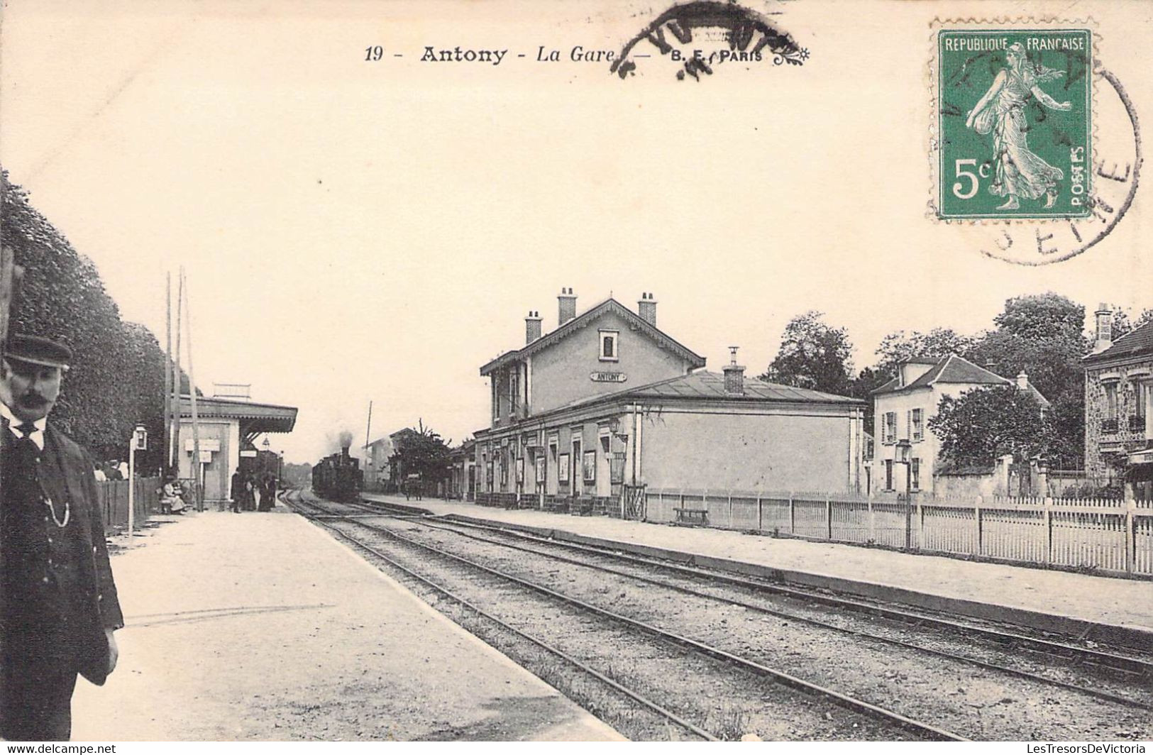 CPA Thèmes - Chemin De Fer - Antony - La Gare - B. F. Paris - Oblitérée Seine - Animée - Transport - Stations - Met Treinen