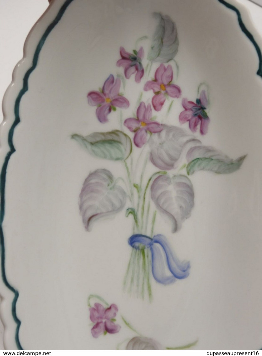 *JOLI PETIT PLAT RAVIER PORCELAINE de LIMOGES décor main MJ ROQUES Déco Table  E