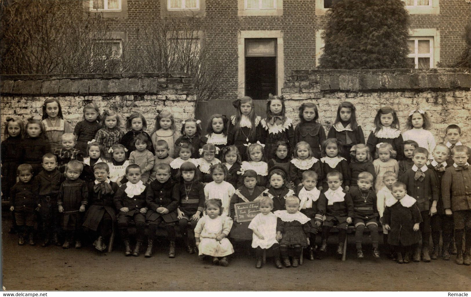 HOUTAIN - L' EVEQUE Ecole Photo Carte - Landen