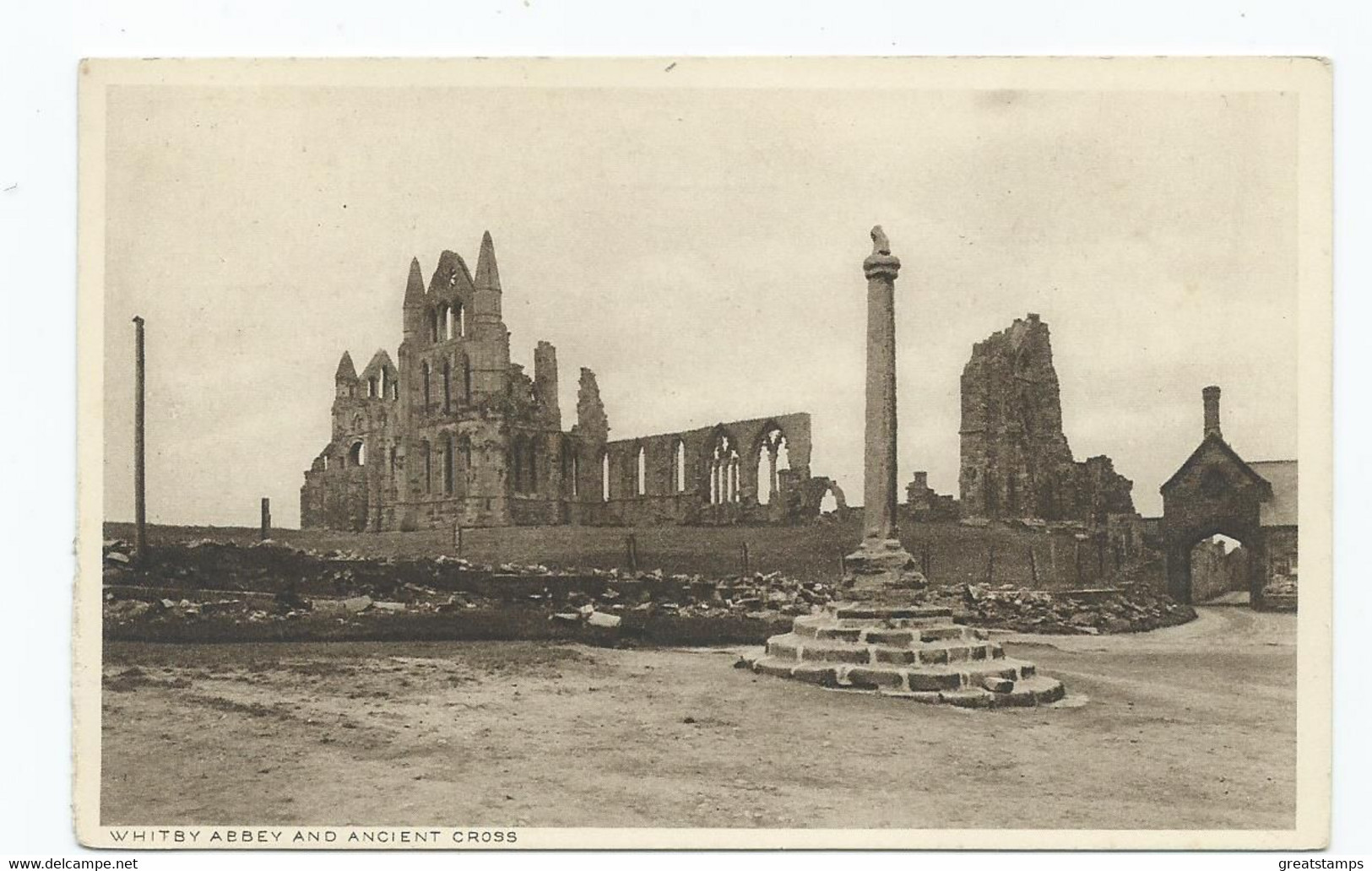 Yorkshire Whitby Abbey And Ancient Cross Horne And Sons - Whitby