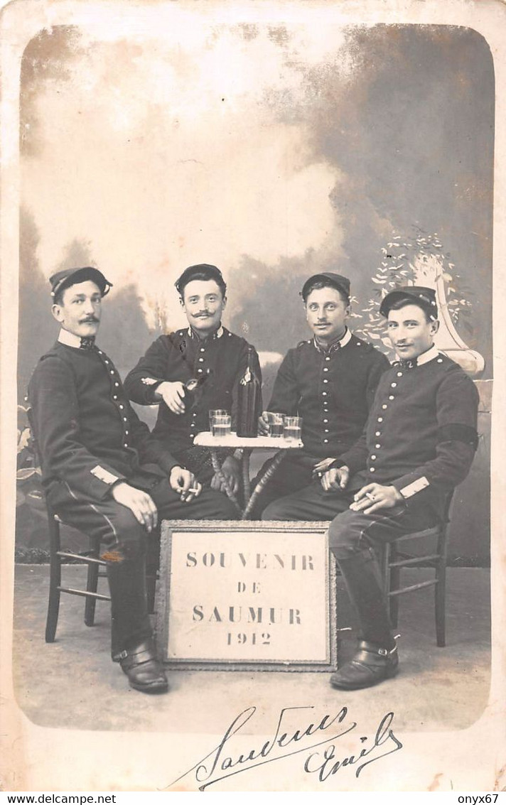 Carte Postale Photo Militaire Français SAUMUR-49-Maine Et Loire-Val De Loire-2 éme Régiment De Hussards - Régiments