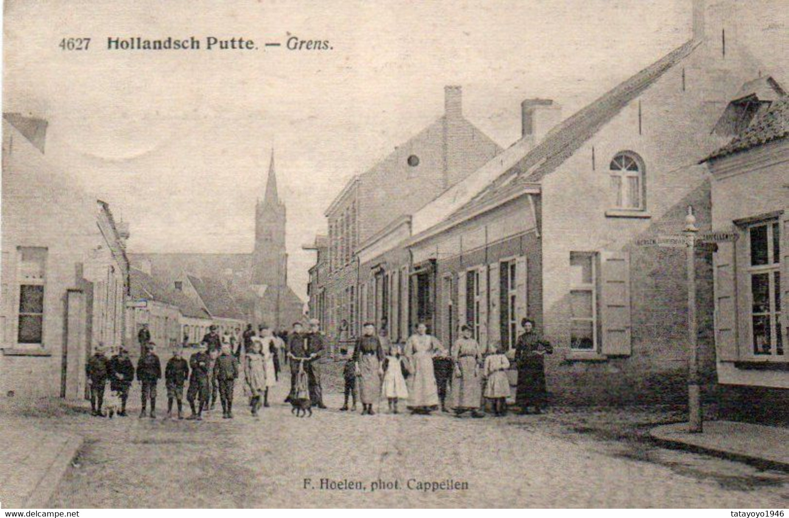 Deurne  Coin De La Longue Rue Neuve Et De La Rue Du Chateau Super Animée N'a Pas Circulée - Putte