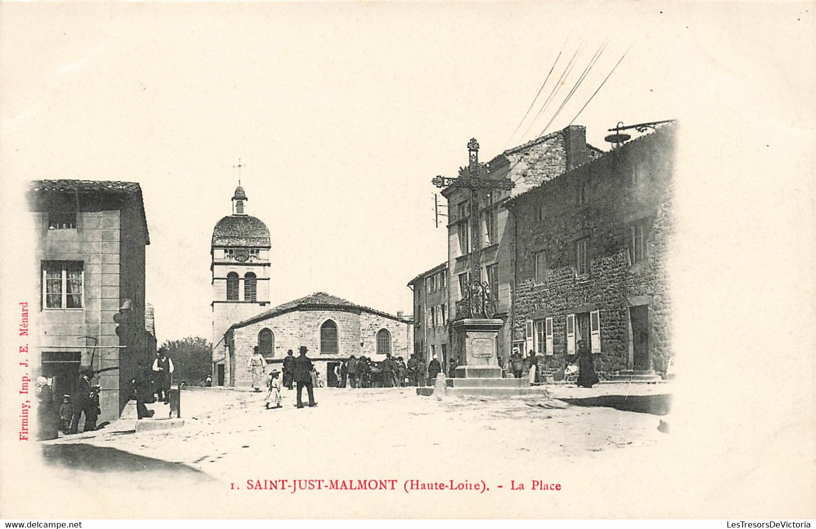 CPA Saint Just Malmont - La Place - Animé - Carte Précureur - Sonstige & Ohne Zuordnung