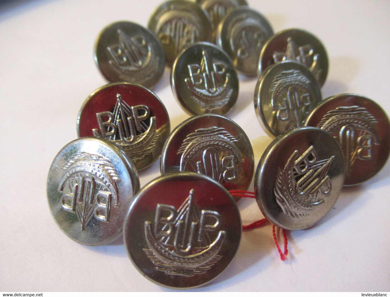 13 Boutons Anciens/ Banque/ Uniforme/ Banque De L'Union Parisienne / B U P / Vers 1960                      BOUT231 - Buttons