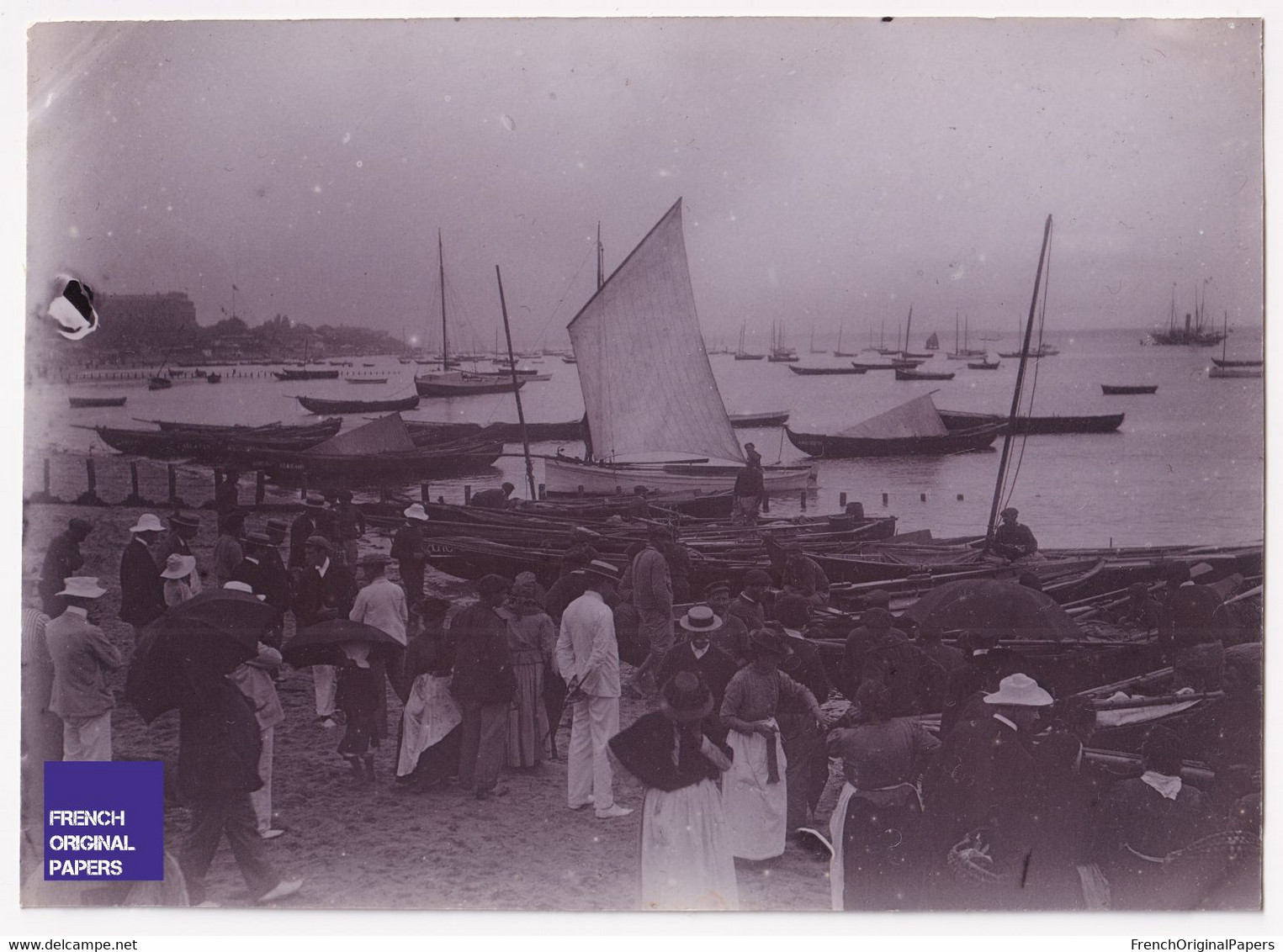 Arcachon / Marché Aux Poissons -Rare Photo 1902 10,8x7,8cm Criée Pêche Pêcheur Bateau Plage Voilier Gironde A86-12 - Lugares