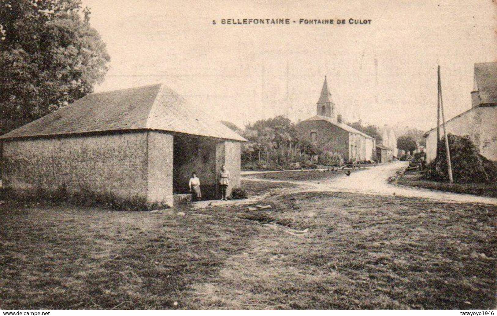 Bellefontaine Fontaine De Culot Petite Animation N'a Pas Circulé - Tintigny