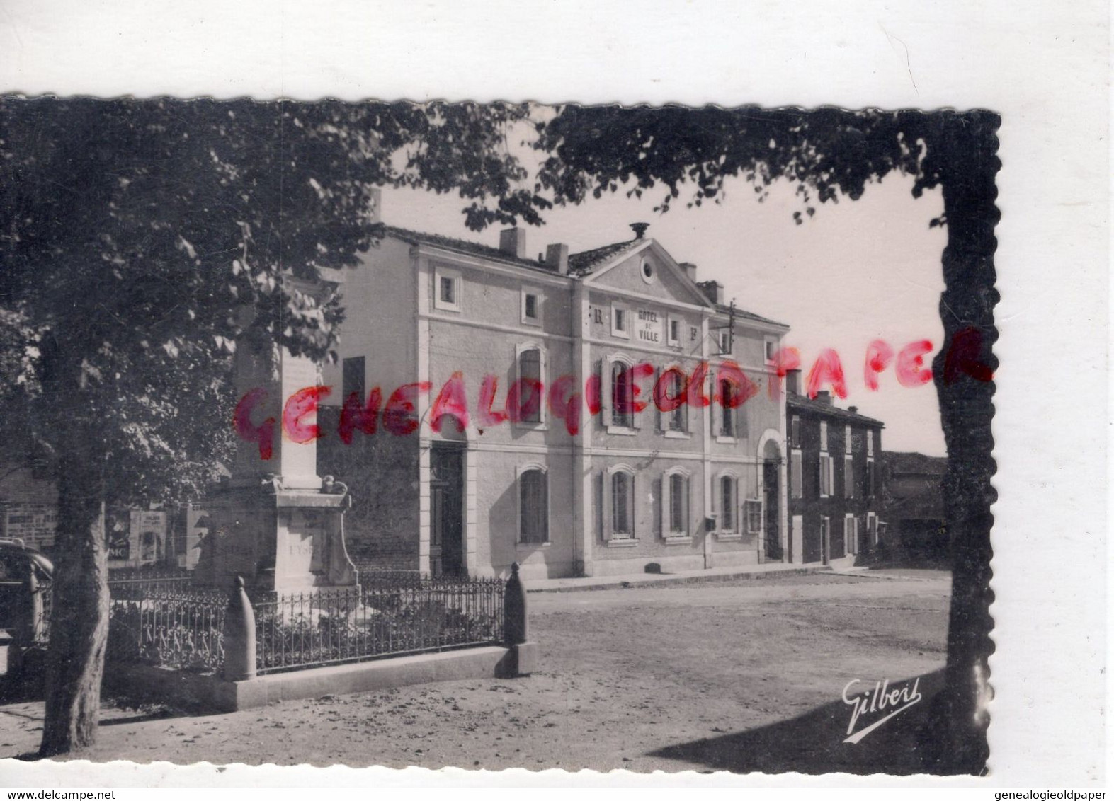 16- VILLEFAGNAN - HOTEL DE VILLE ET LE MONUMENT AUX MORTS - CHARENTE - Villefagnan