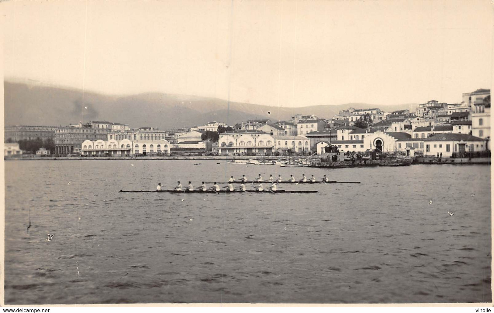 PIE-LEM-22-8978 : SPORT NAUTIQUE. AVIRON. CARTE-PHOTO. LIEU NON IDENTIFIE - Rowing