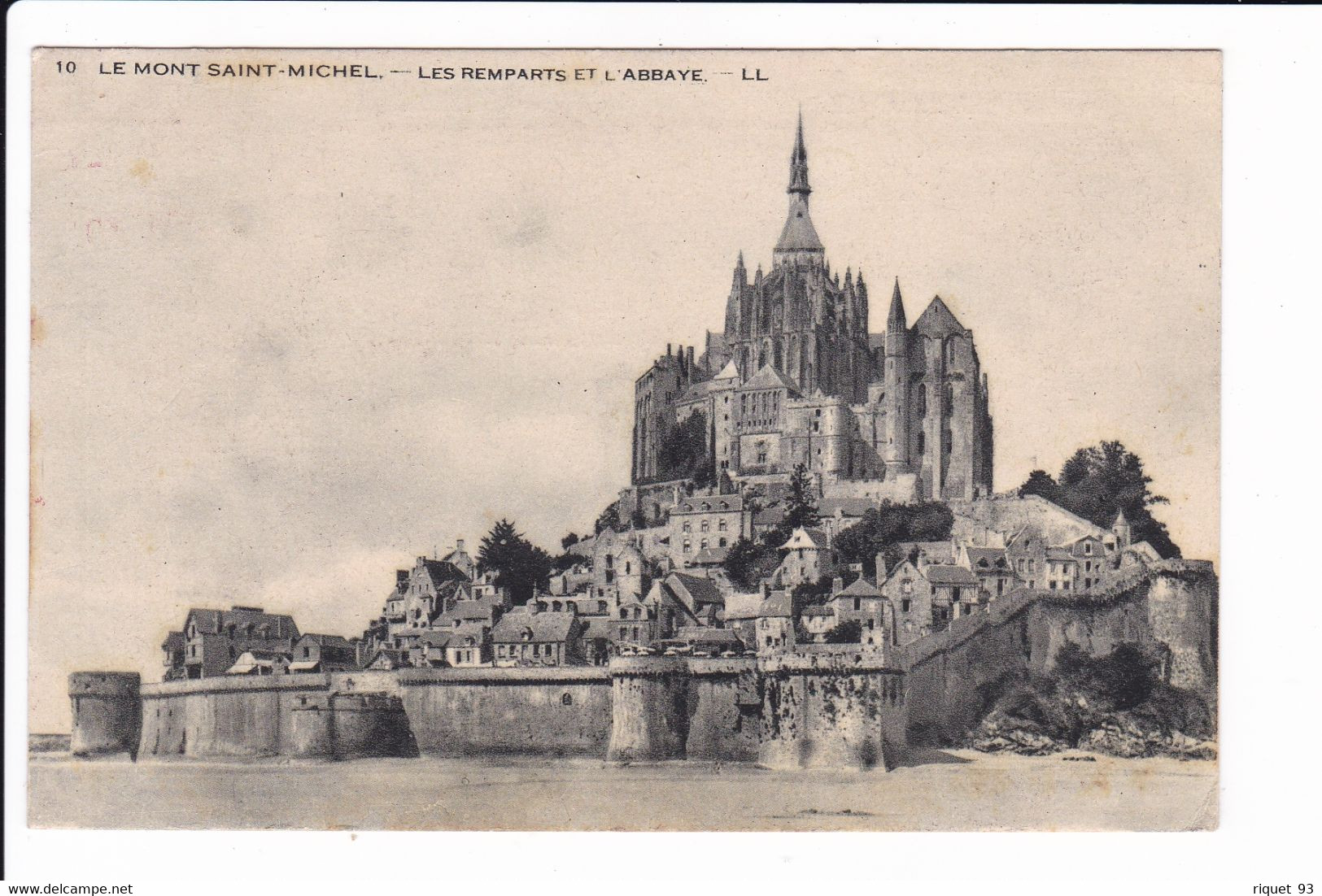 Lot 2 Cp - LE MONT SAINT-MICHEL - Les Remparts Et L'Abbaye -- Côté Est. - Le Mont Saint Michel