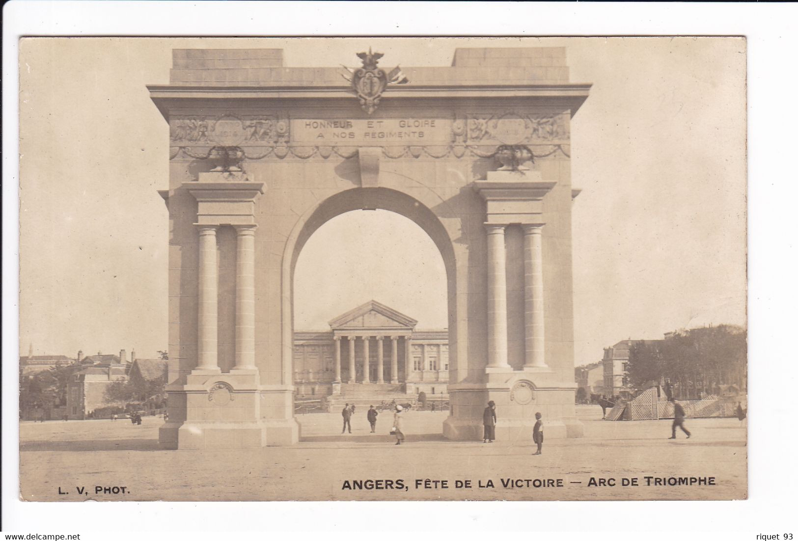 ANGERS - Fête De La Victoire - Arc De Triomphe - Angers