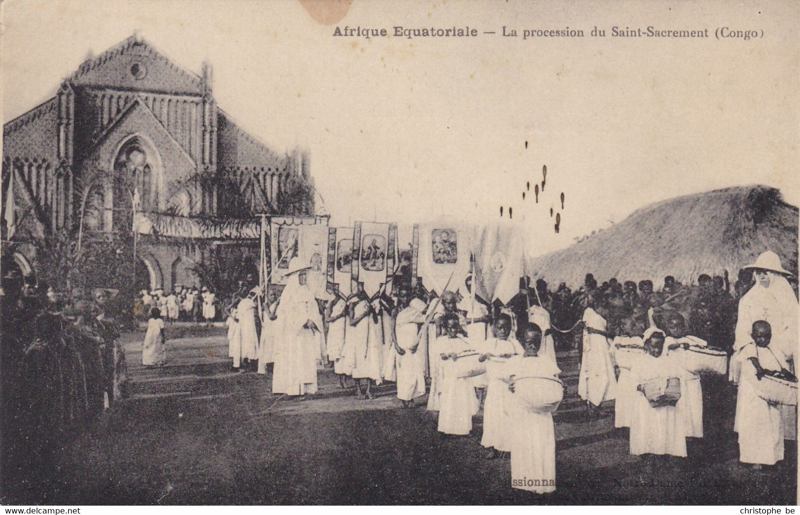 Afrique Equatoriale, Le Procession Du Saint Sacrement (pk84510) - Equatoriaal Guinea