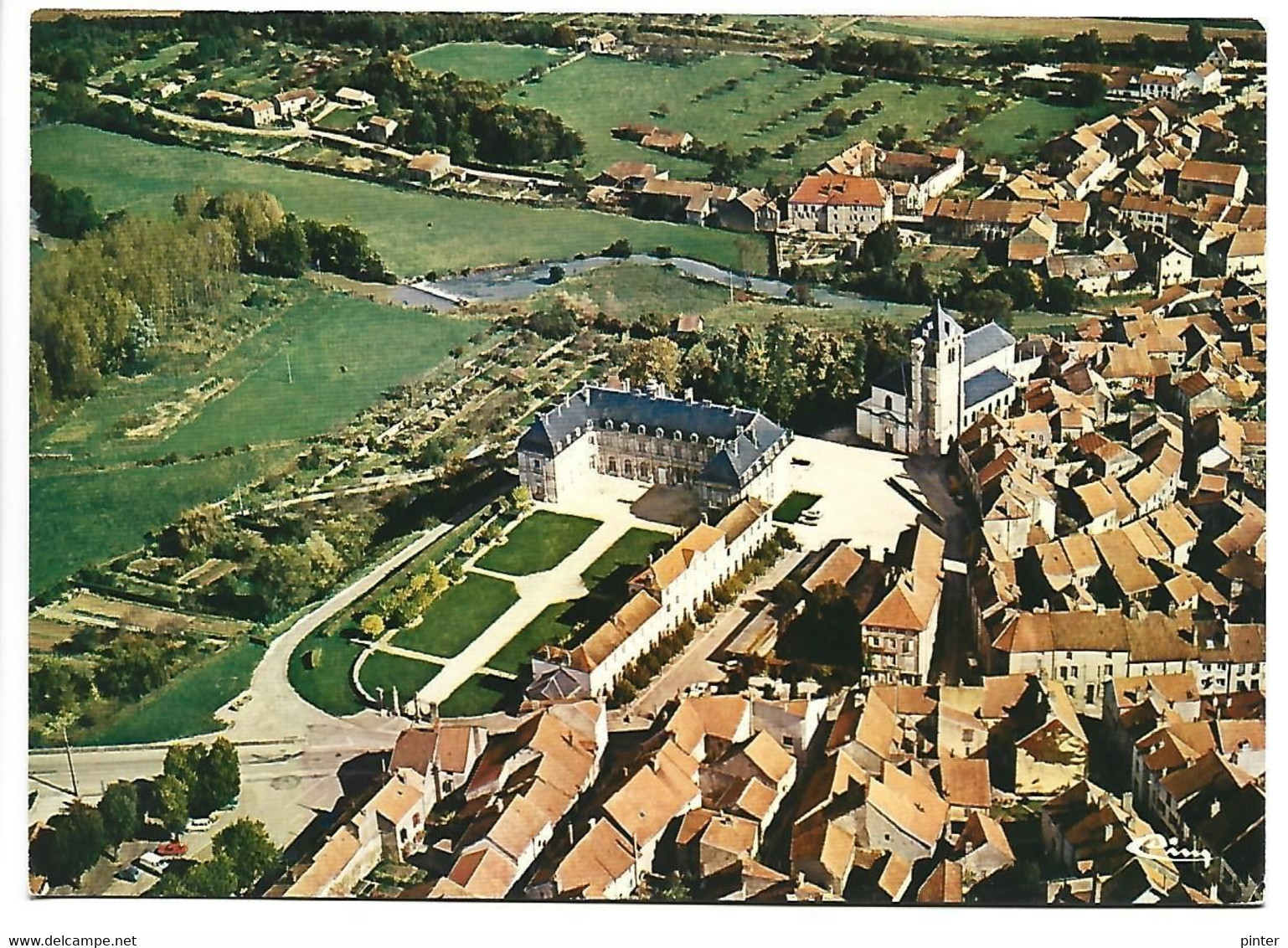 CHAMPLITTE - Vue Aérienne Du Chateau - Champlitte