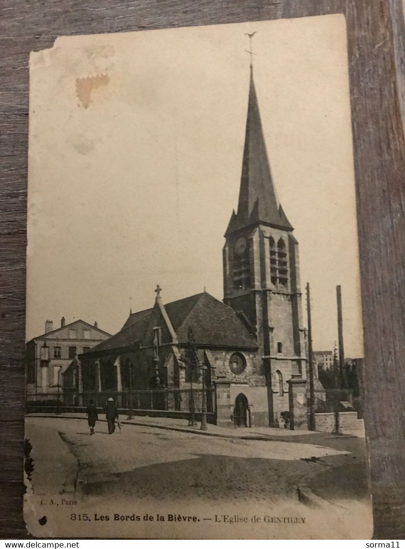 CPA GENTILLY 94 Les Bords De La Bièvre, L'Eglise De Gentilly - Gentilly