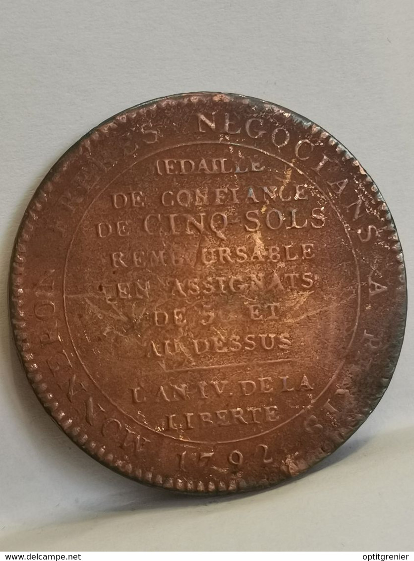 MEDAILLE DE CONFIANCE DE 5 SOLS L'AN IV DE LA LIBERTE 1792 - Monétaires / De Nécessité