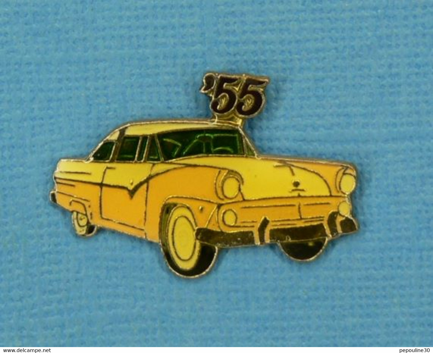 1 PIN'S // ** FORD FAIRLANE '55 ** - Ford