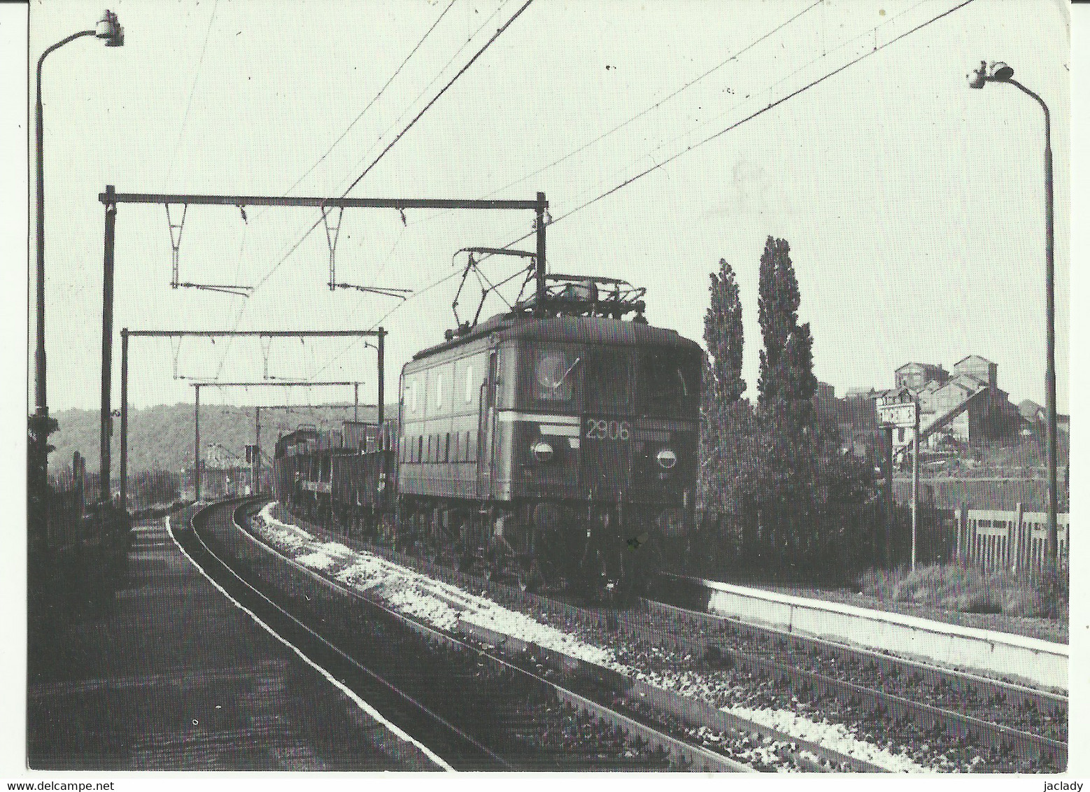 SNCB - Farciennes -- Ligne 130 - Locomotive électrique Type 29.   (2 Scans) - Farciennes