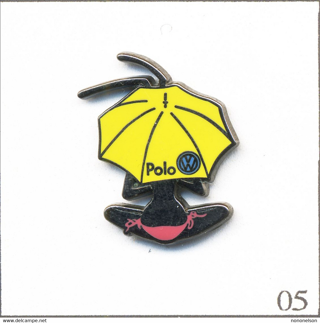 Pin's Automobile - Volkswagen / Modèle Polo. Estampillé Acabi. Zamac. T912-05 - Volkswagen