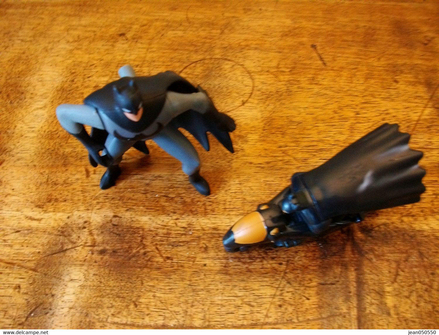 Lot De 2 Figurines BATMAN - Other & Unclassified