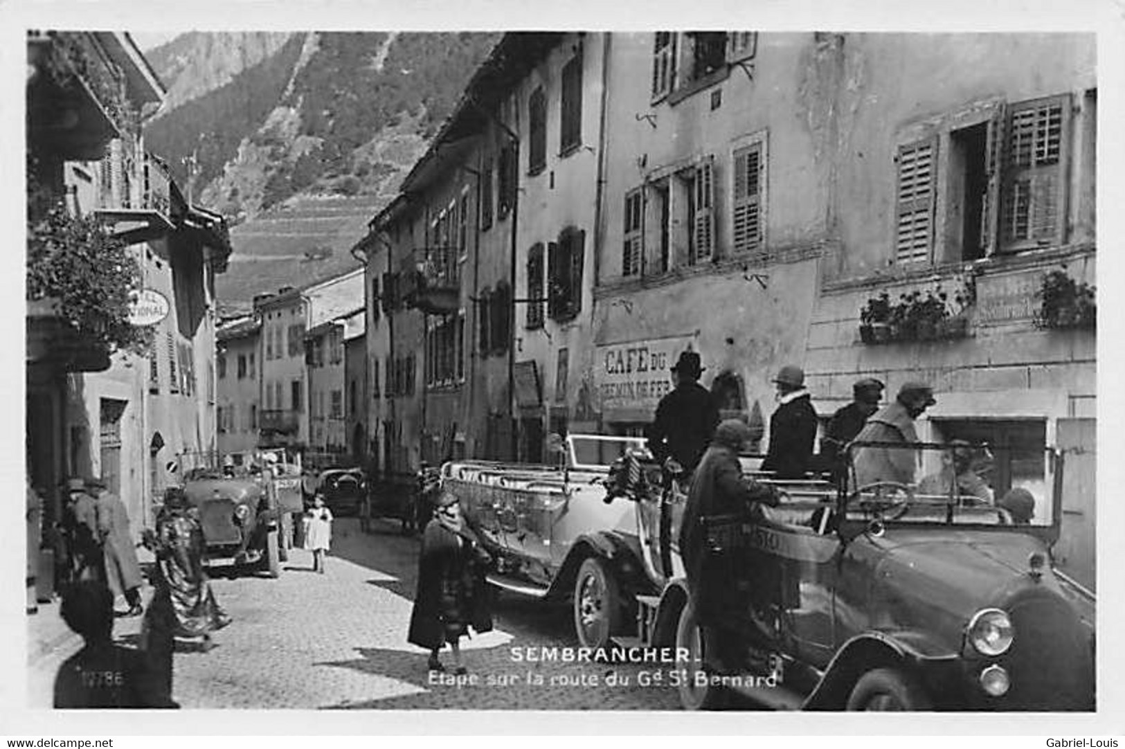 Sembrancher Etape Sur La Route Du Gd St. Bernard Grand Saint Bernard Oldtimer Saurer Excussion Car Bus - Sembrancher