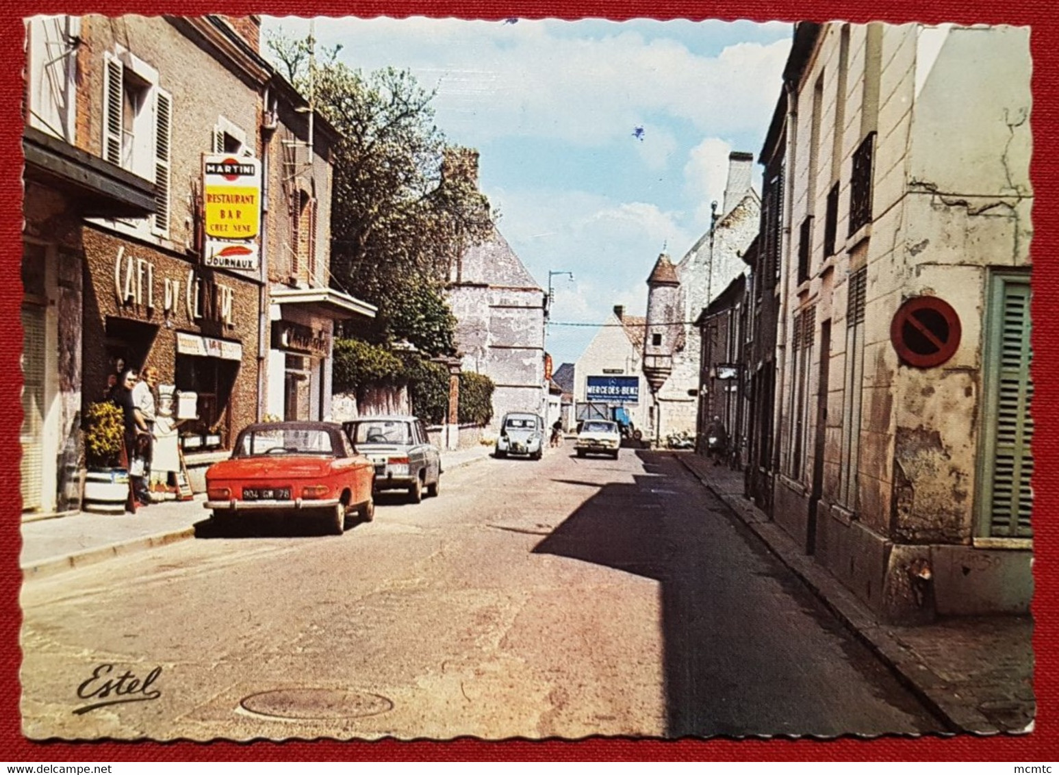 CPSM Grand Format - Ablis -(Yvelines ) - Rue Pierre Trouvé(auto, Voiture Ancienne) - Ablis