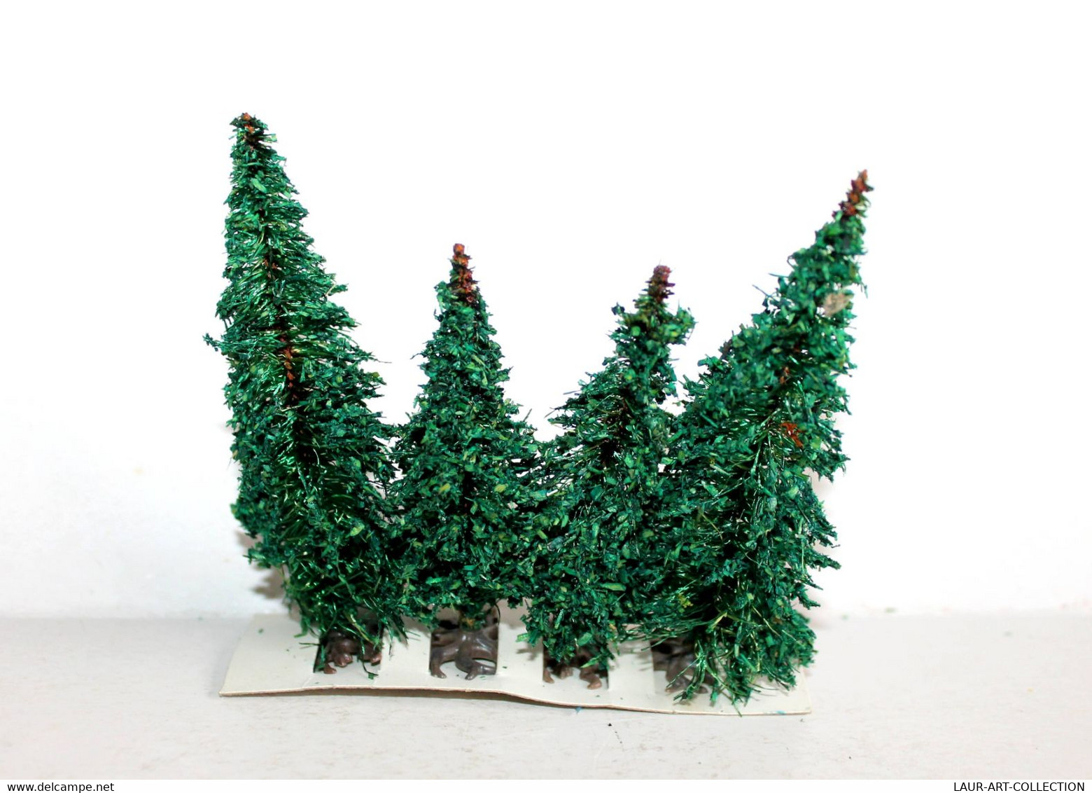 BUSCH - LOT De 4 ARBRE, SAPIN - DECOR PAYSAGE HO, H:6 & 8cm MINIATURE TRAIN NEUF - MODELISME FERROVIAIRE  (1712.73) - Décors